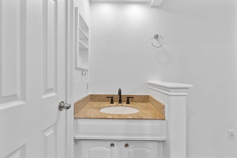 1704 Papeete Drive, Plano TX 75075 - Photo 23
