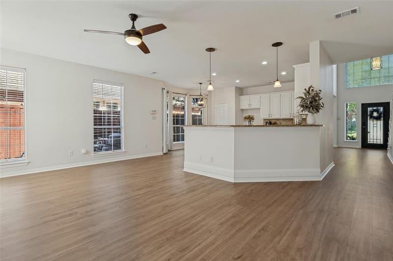 1364 Wentworth Drive, Lewisville TX 75067 - Photo 7