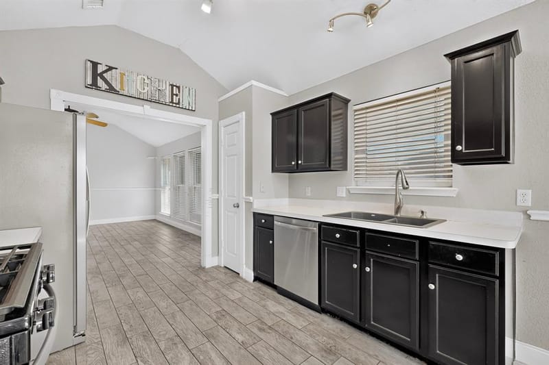 600 Jamie Lane, Mansfield TX 76063 - Photo 16