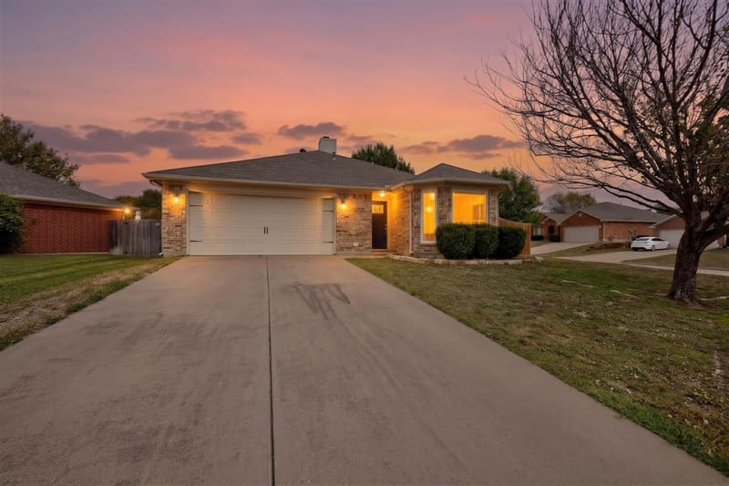 600 Jamie Lane, Mansfield TX 76063