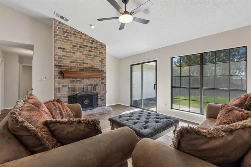 1805 Creekside Court, Garland TX 75040 - Photo 15