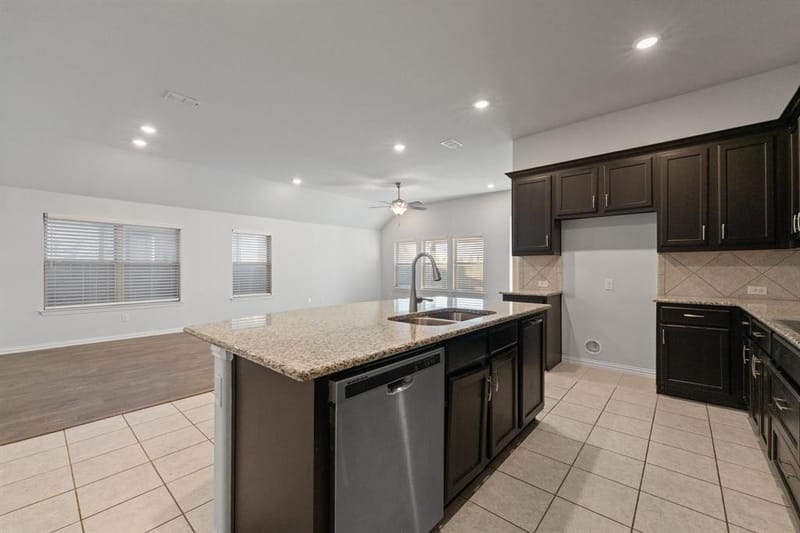 541 White Bud Lane, Fort Worth TX 76131 - Photo 21
