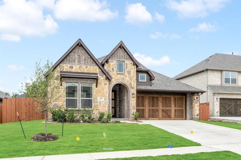 937 Cardinal Drive, Midlothian TX 76065 - Photo 3