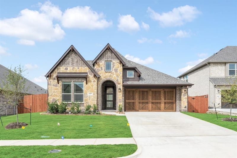 937 Cardinal Drive, Midlothian TX 76065
