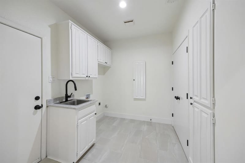 706 Royal Birkdale Drive, Garland TX 75044 - Photo 32