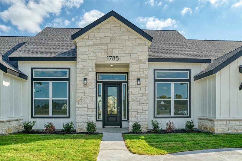 1785 Crestridge Circle, Princeton TX 75407 - Photo 3