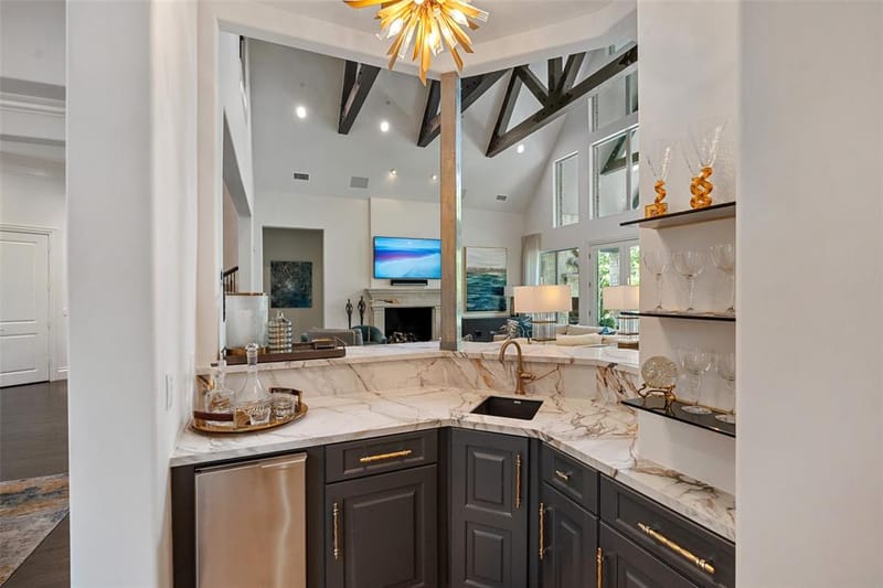 7009 Stone Meadow Drive, Dallas TX 75230 - Photo 10