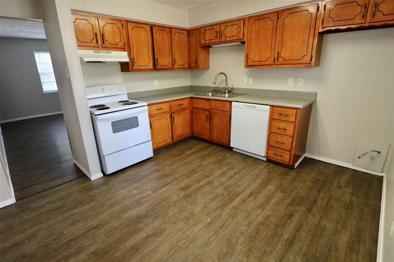 2490 Beverly Drive, Paris TX 75460 - Photo 5