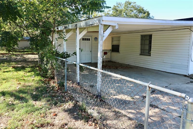 2490 Beverly Drive, Paris TX 75460 - Photo 14