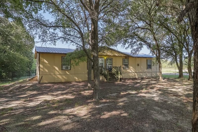10701 Fm 916, Grandview TX 76050 - Photo 6