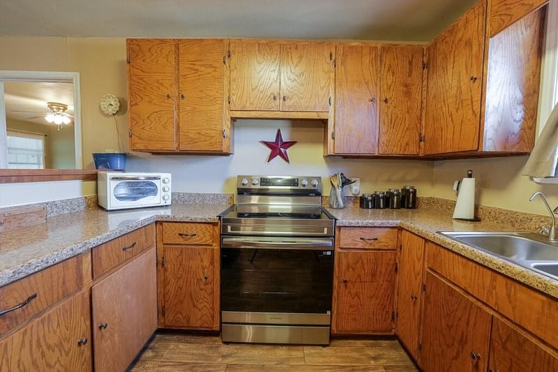 10701 Fm 916, Grandview TX 76050 - Photo 12