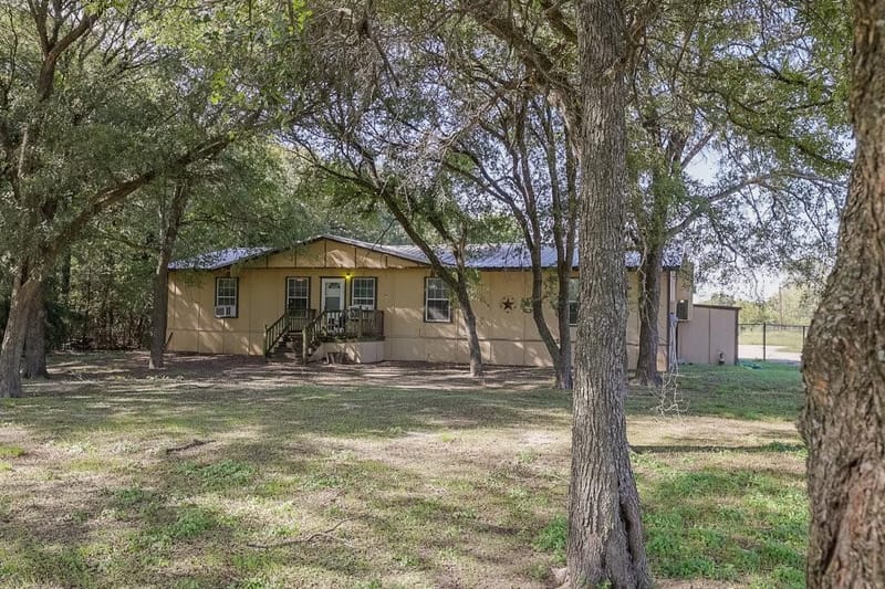 10701 Fm 916, Grandview TX 76050 - Photo 4