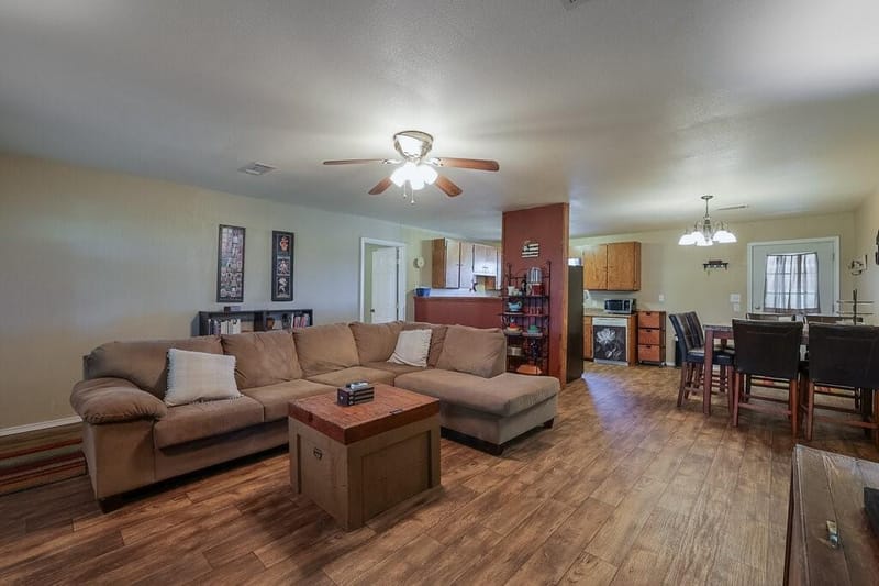 10701 Fm 916, Grandview TX 76050 - Photo 8