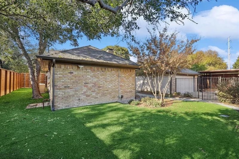 7738 Lemmonwood Drive, Dallas TX 75231 - Photo 26