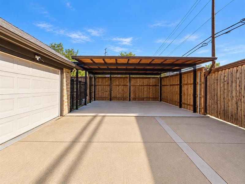 7738 Lemmonwood Drive, Dallas TX 75231 - Photo 32