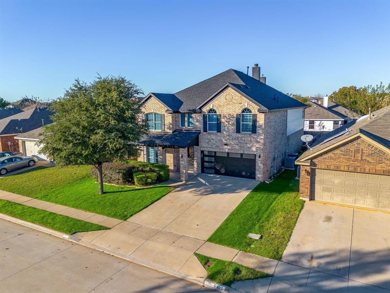 500 Flowering Plum Lane, Fort Worth TX 76140