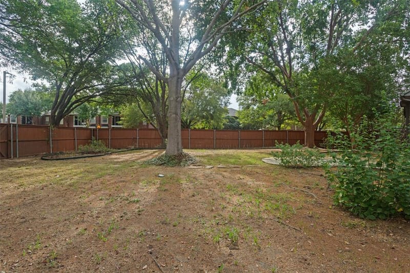 300 Black Rock Court, Irving TX 75063 - Photo 23