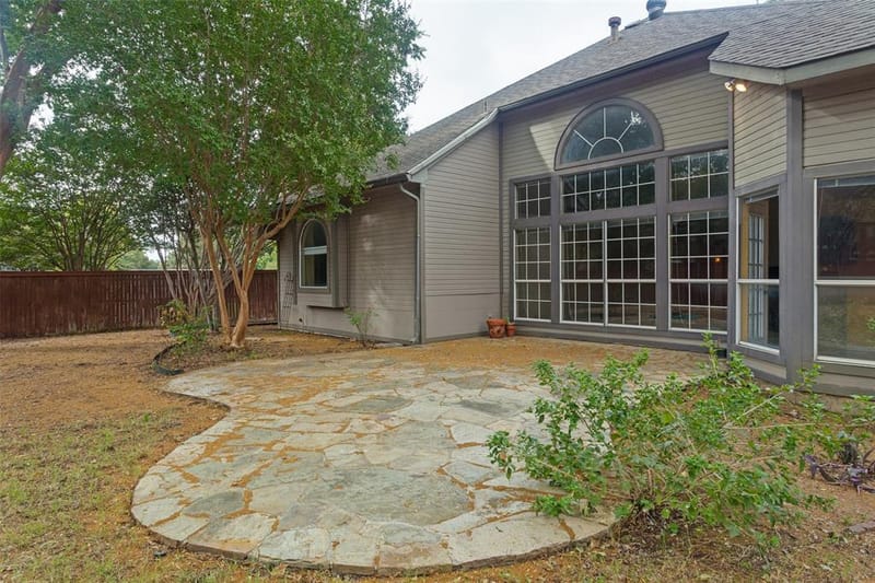 300 Black Rock Court, Irving TX 75063 - Photo 22