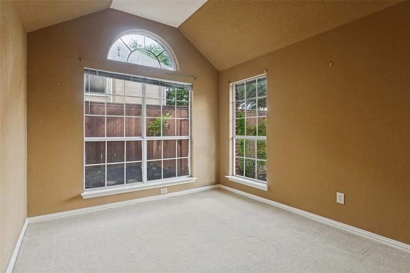 300 Black Rock Court, Irving TX 75063 - Photo 20
