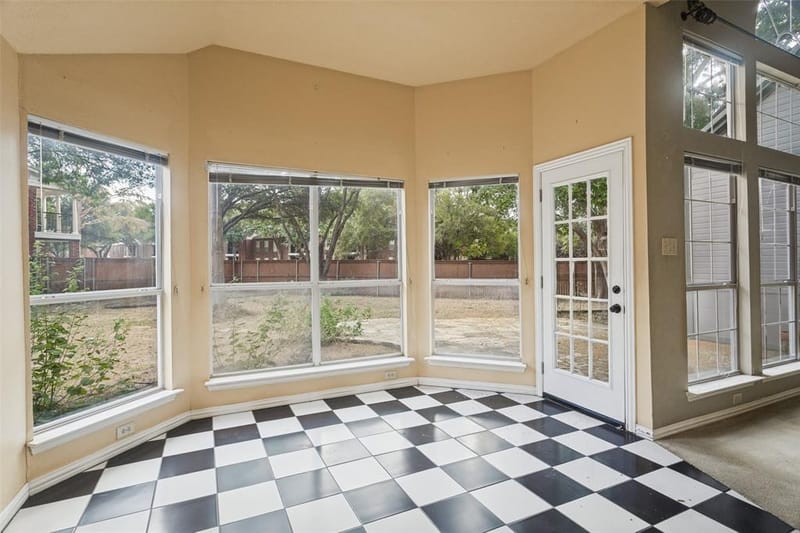 300 Black Rock Court, Irving TX 75063 - Photo 14