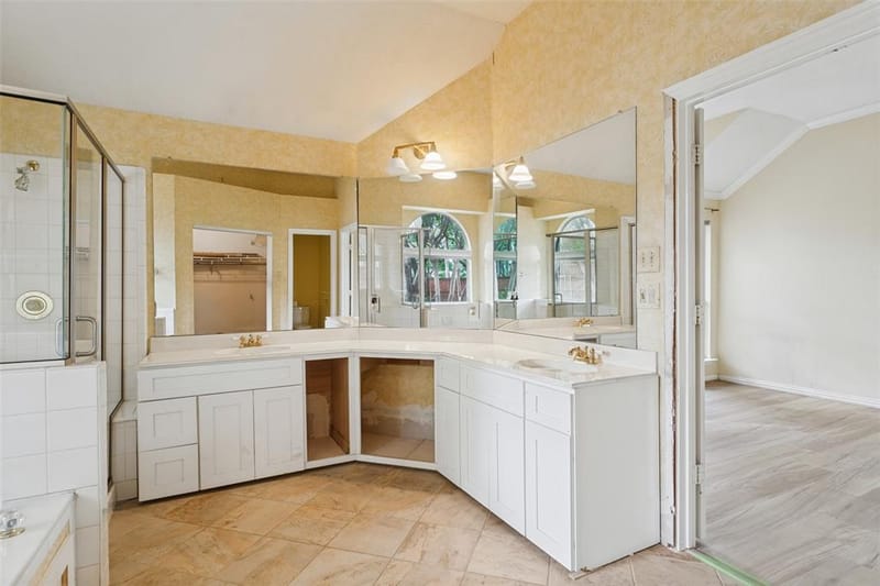 300 Black Rock Court, Irving TX 75063 - Photo 18
