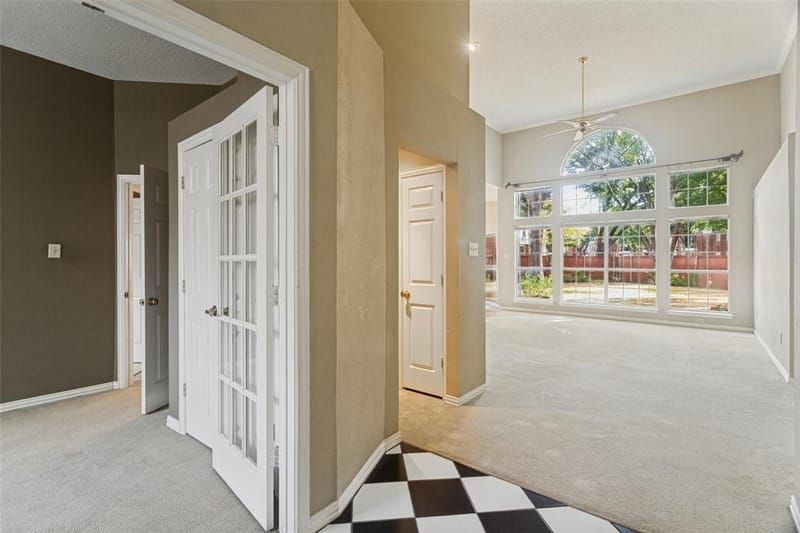 300 Black Rock Court, Irving TX 75063 - Photo 4