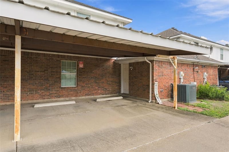 813 Chambers Creek Circle, Hewitt TX 76643 - Photo 14