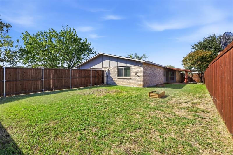 5149 Bartlett Drive, The Colony TX 75056 - Photo 17