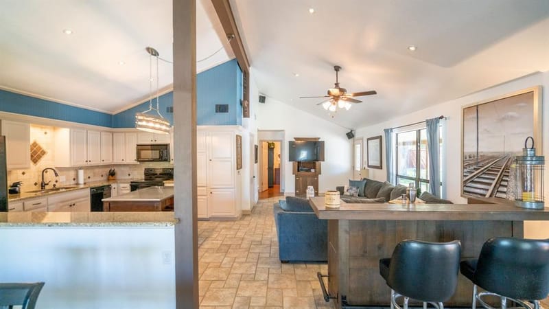 4015 Sioux Court, Granbury TX 76048 - Photo 16