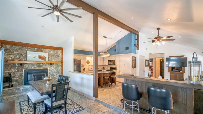 4015 Sioux Court, Granbury TX 76048 - Photo 14