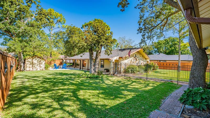 4015 Sioux Court, Granbury TX 76048 - Photo 8