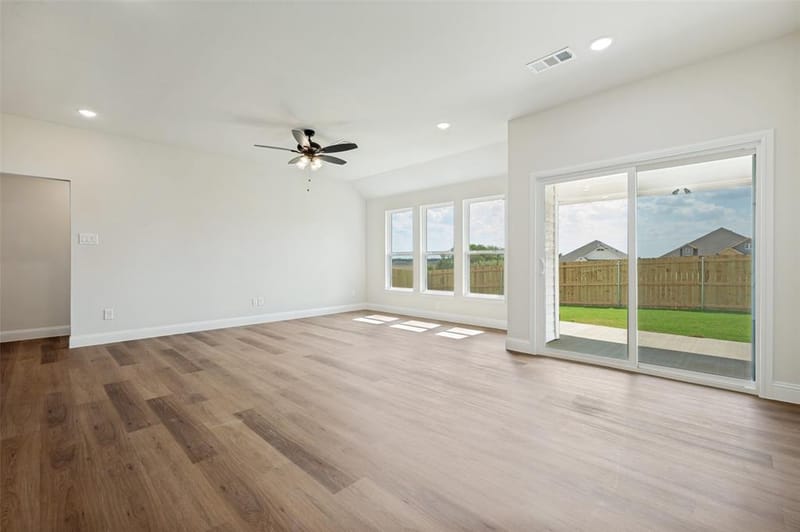 303 Sam Drive, Hillsboro TX 76645 - Photo 13