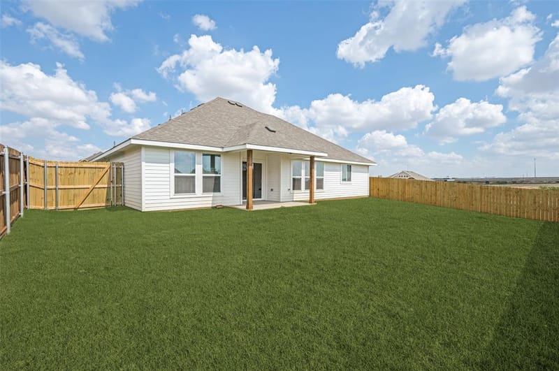 303 Sam Drive, Hillsboro TX 76645 - Photo 24