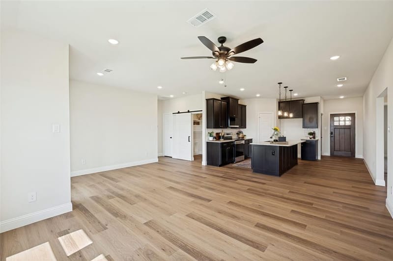 303 Sam Drive, Hillsboro TX 76645 - Photo 10