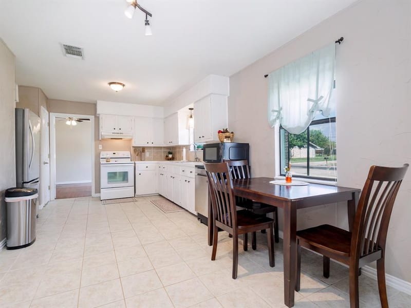 4603 Delwood Drive, Brownwood TX 76801 - Photo 9