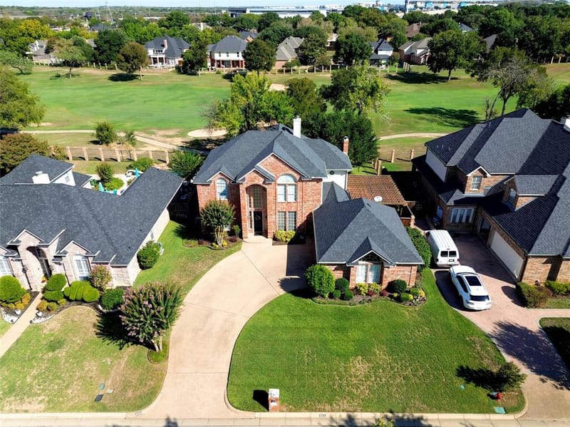 6313 Skylark Circle, North Richland Hills TX 76180 - Photo 2