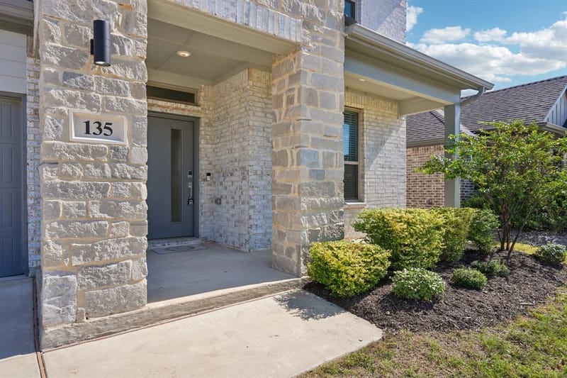 135 Lost Maples Way, Waxahachie TX 75165 - Photo 6
