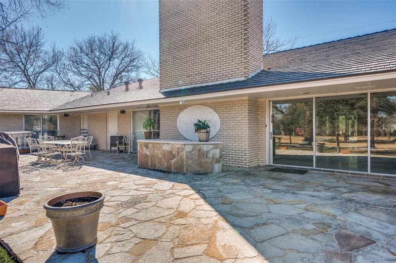 1202 S Lindsay Street, Gainesville TX 76240 - Photo 6