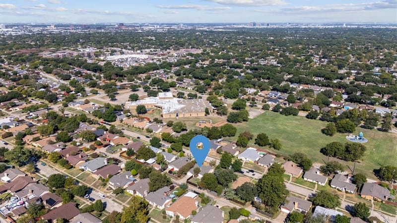 3026 Flagstone Drive, Garland TX 75044 - Photo 6