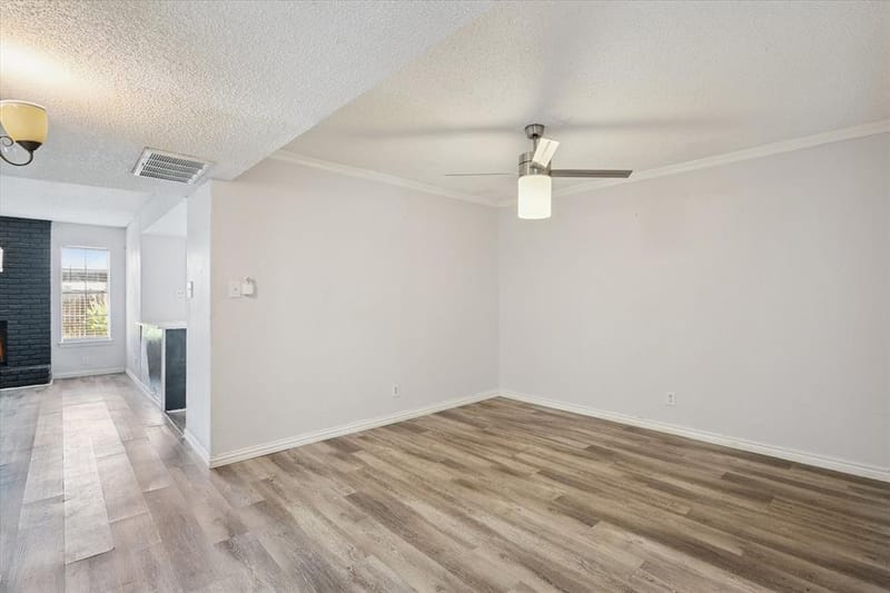 513 Towne House Lane, Richardson TX 75081 - Photo 3