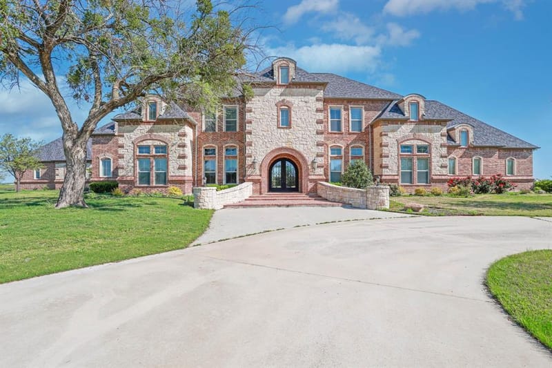 1200 Mcreynolds Road, Sanger TX 76266