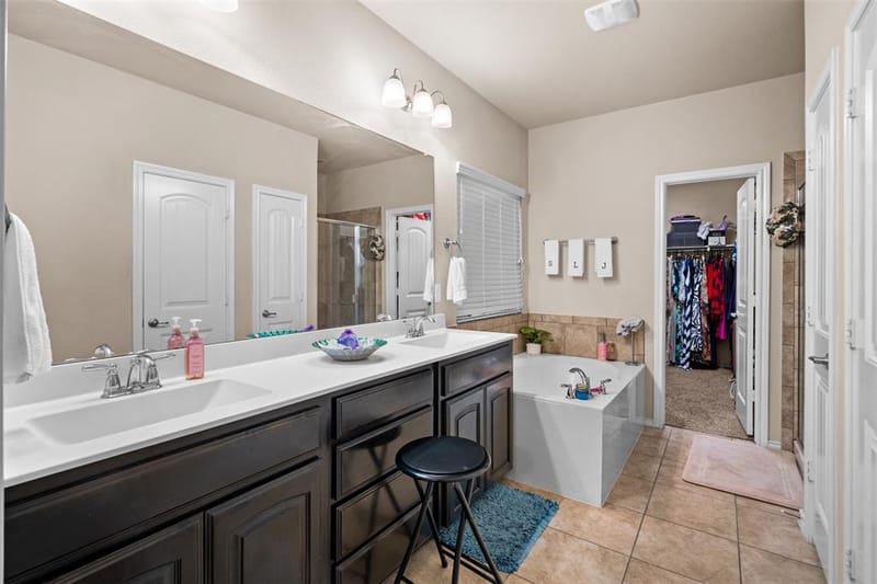 1217 Crest Ridge Drive, Glenn Heights TX 75154 - Photo 17