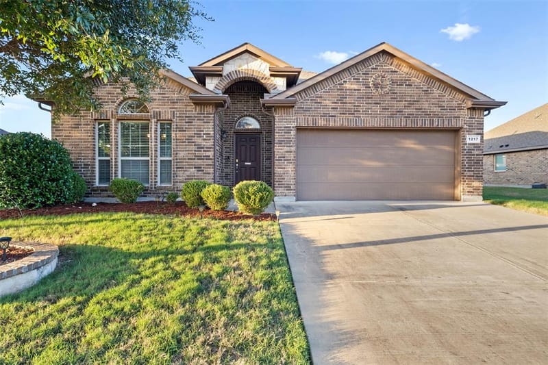 1217 Crest Ridge Drive, Glenn Heights TX 75154