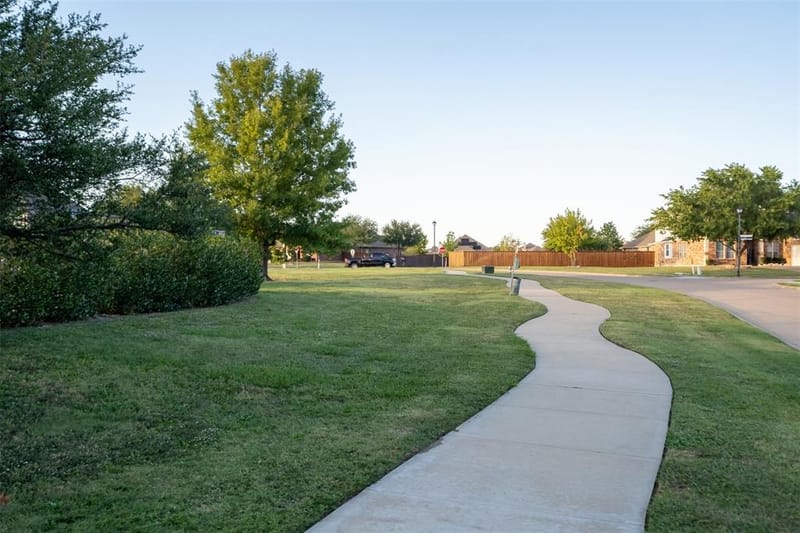 1217 Crest Ridge Drive, Glenn Heights TX 75154 - Photo 37