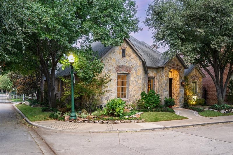 12226 Park Bend Drive, Dallas TX 75230 - Photo 32