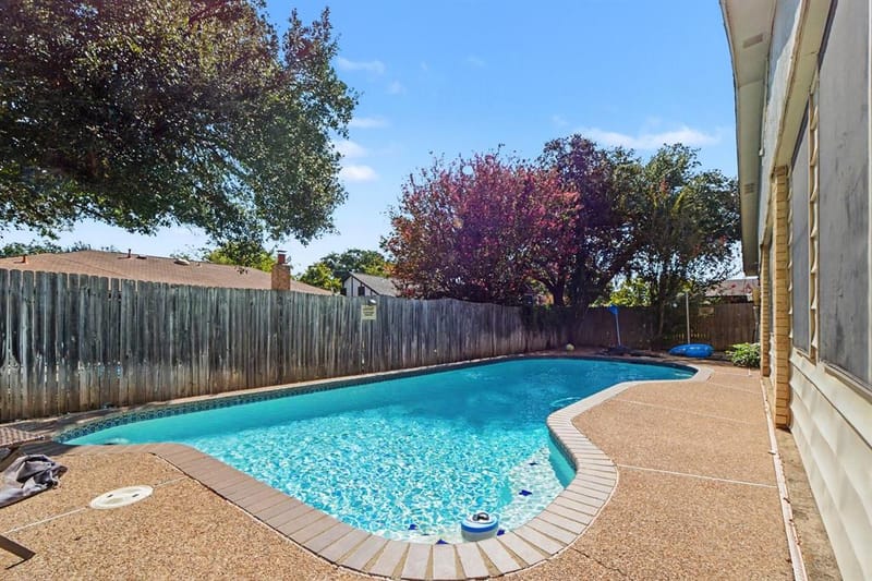 3208 Sapphire Street, Bedford TX 76021 - Photo 18