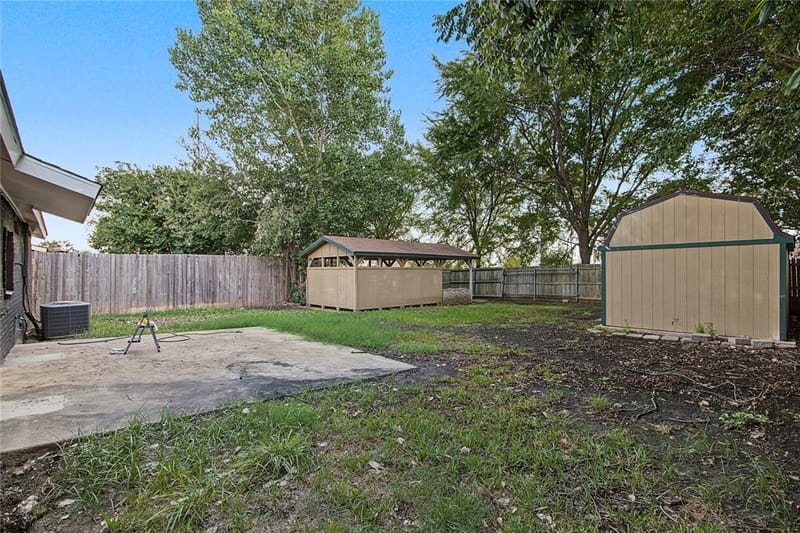1714 Granada Drive, Arlington TX 76014 - Photo 27