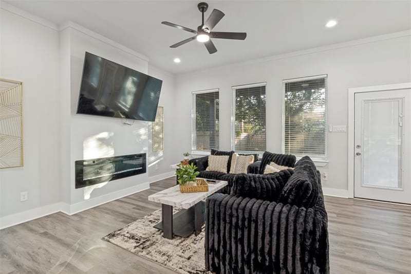 7909 Ivory Lane, Dallas TX 75216 - Photo 8