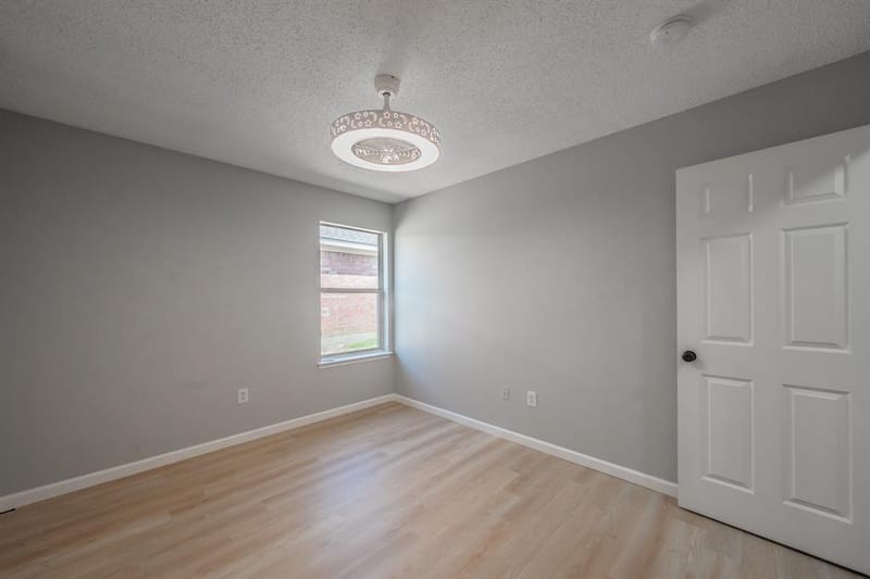 337 Mcmurtry Drive, Arlington TX 76002 - Photo 27