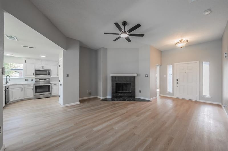 337 Mcmurtry Drive, Arlington TX 76002 - Photo 4